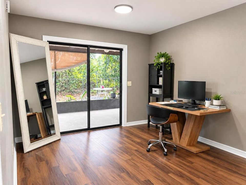 For Sale: $349,999 (3 beds, 2 baths, 1613 Square Feet)