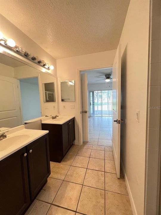 For Rent: $1,750 (3 beds, 2 baths, 1136 Square Feet)