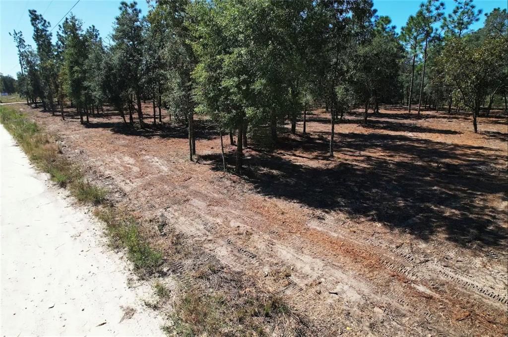 En Venta: $54,000 (2.51 acres)