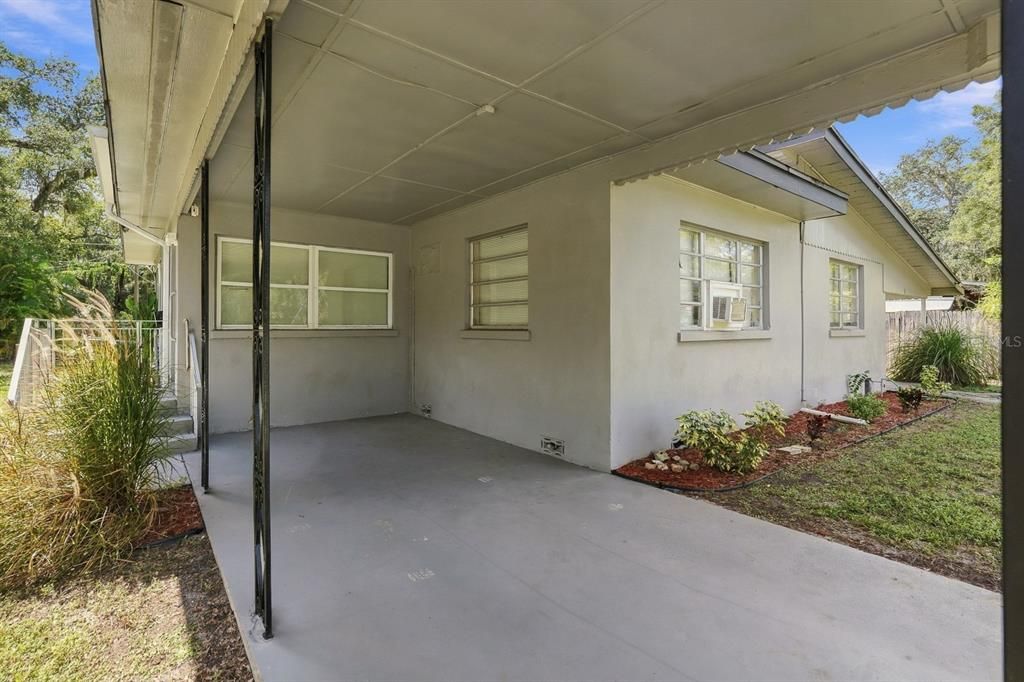 For Sale: $369,900 (0 beds, 0 baths, 1690 Square Feet)