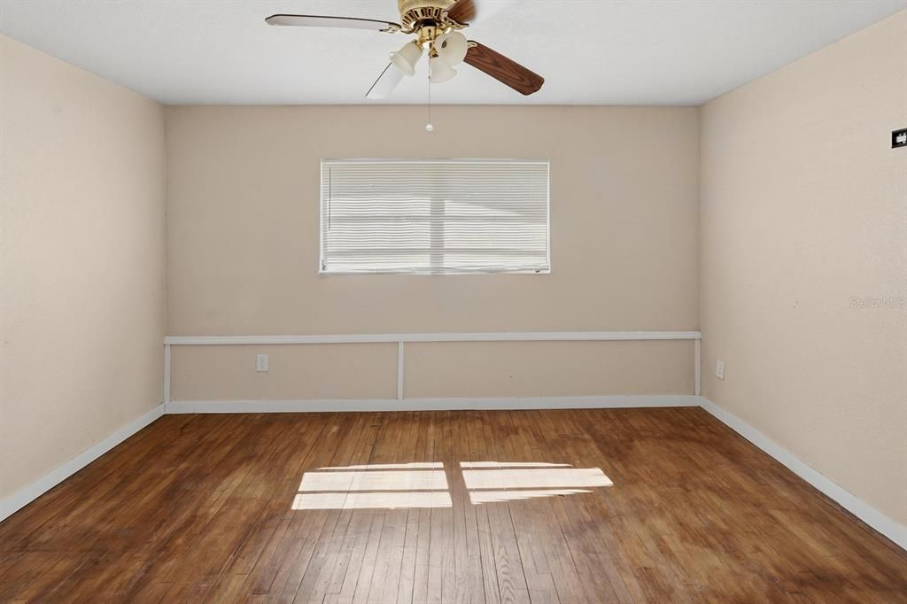 For Sale: $369,900 (0 beds, 0 baths, 1690 Square Feet)