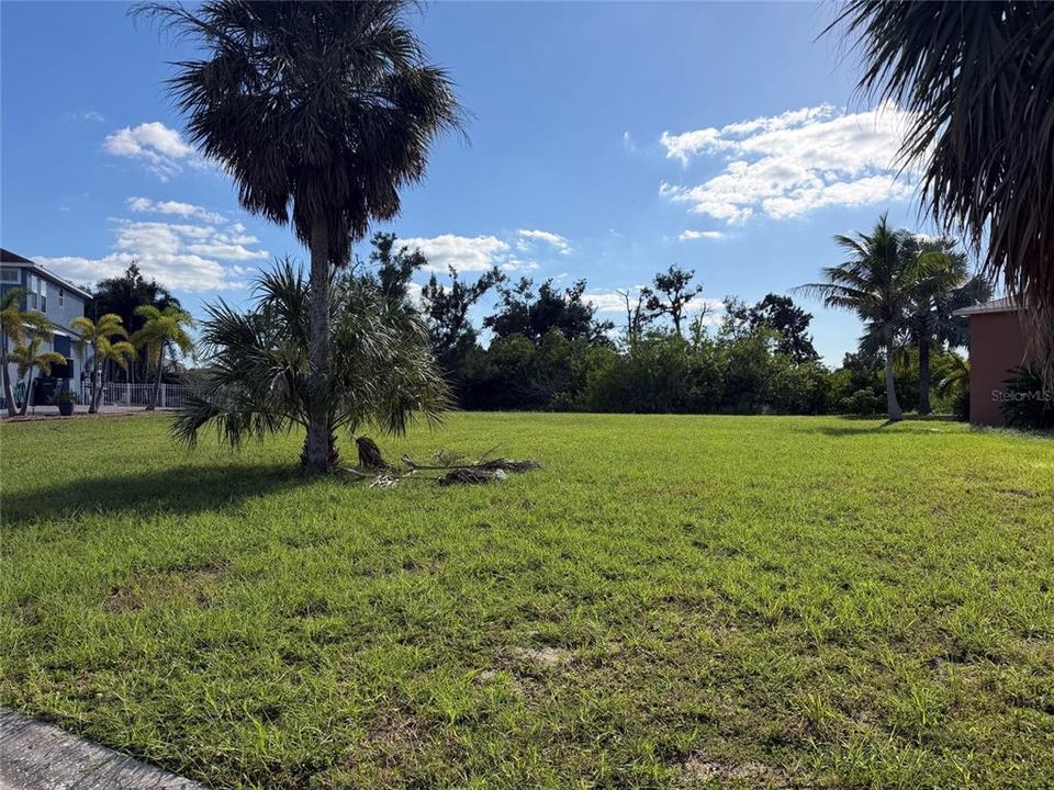 En Venta: $150,000 (0.26 acres)