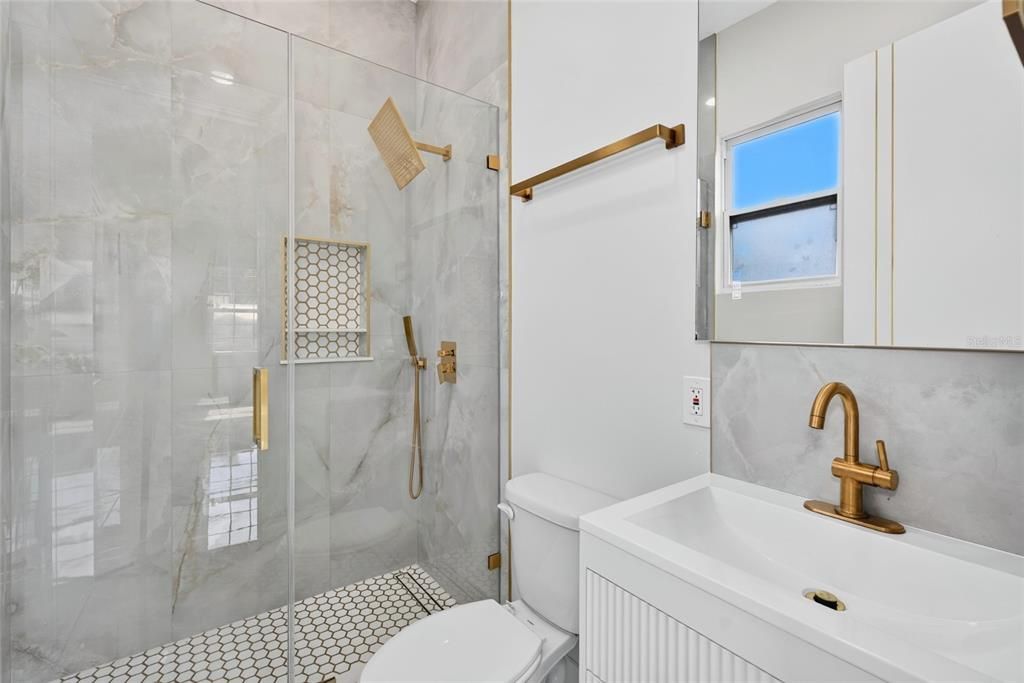 For Rent: $4,000 (4 beds, 3 baths, 2044 Square Feet)