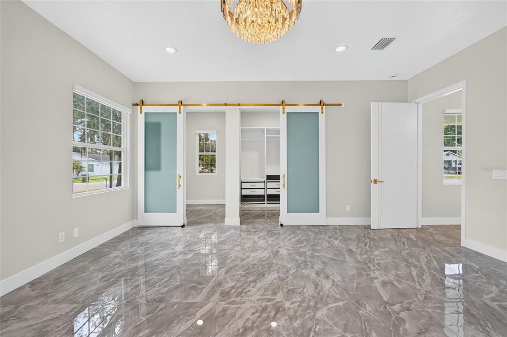 For Rent: $4,000 (4 beds, 3 baths, 2044 Square Feet)