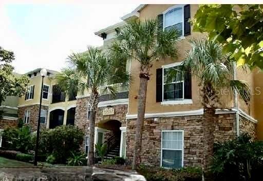 For Rent: $1,425 (1 beds, 1 baths, 976 Square Feet)