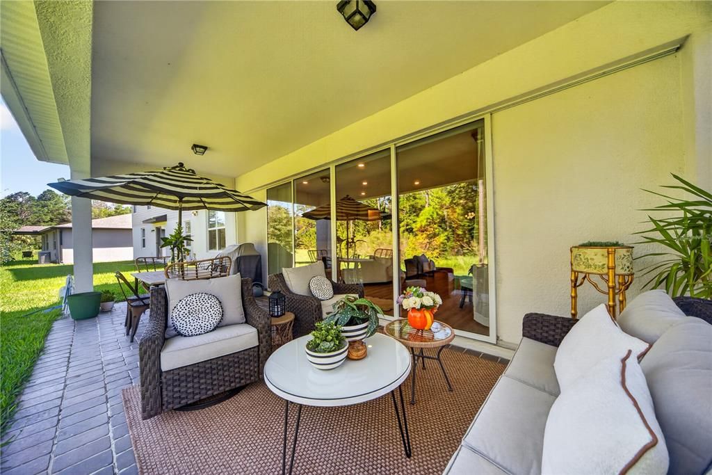 En Venta: $669,000 (5 camas, 3 baños, 2900 Pies cuadrados)
