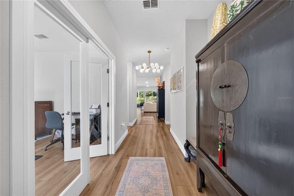 En Venta: $669,000 (5 camas, 3 baños, 2900 Pies cuadrados)