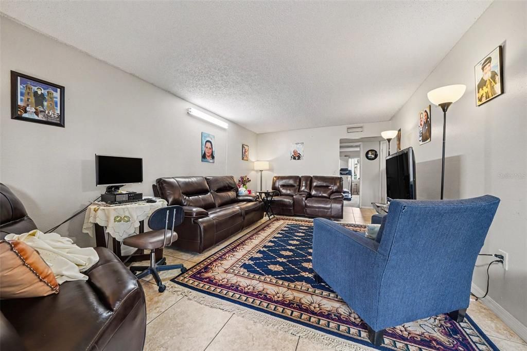 For Sale: $150,000 (3 beds, 2 baths, 1426 Square Feet)