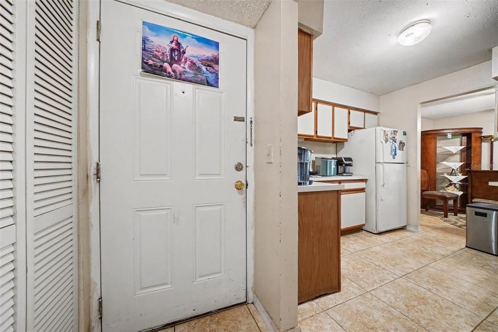 For Sale: $150,000 (3 beds, 2 baths, 1426 Square Feet)
