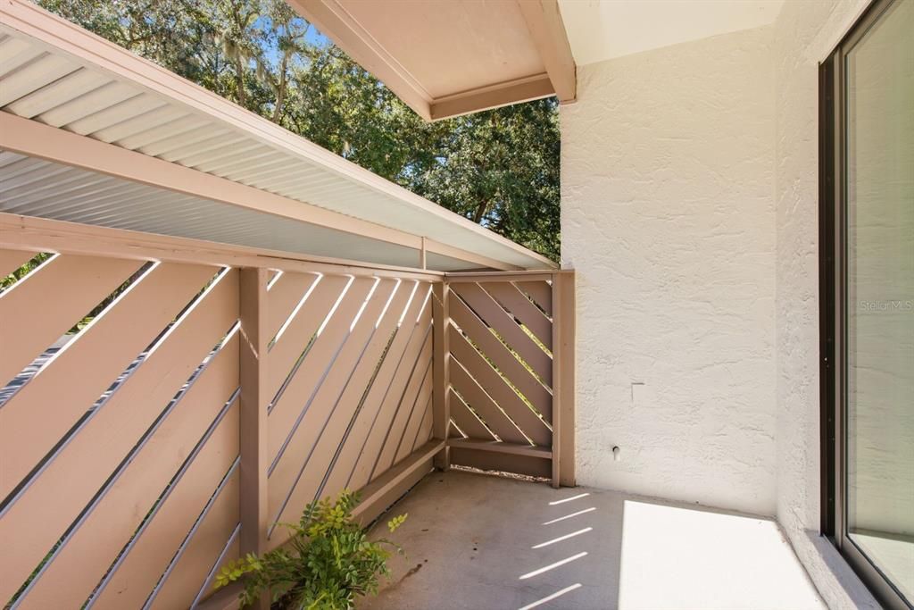 For Sale: $235,000 (2 beds, 2 baths, 1060 Square Feet)