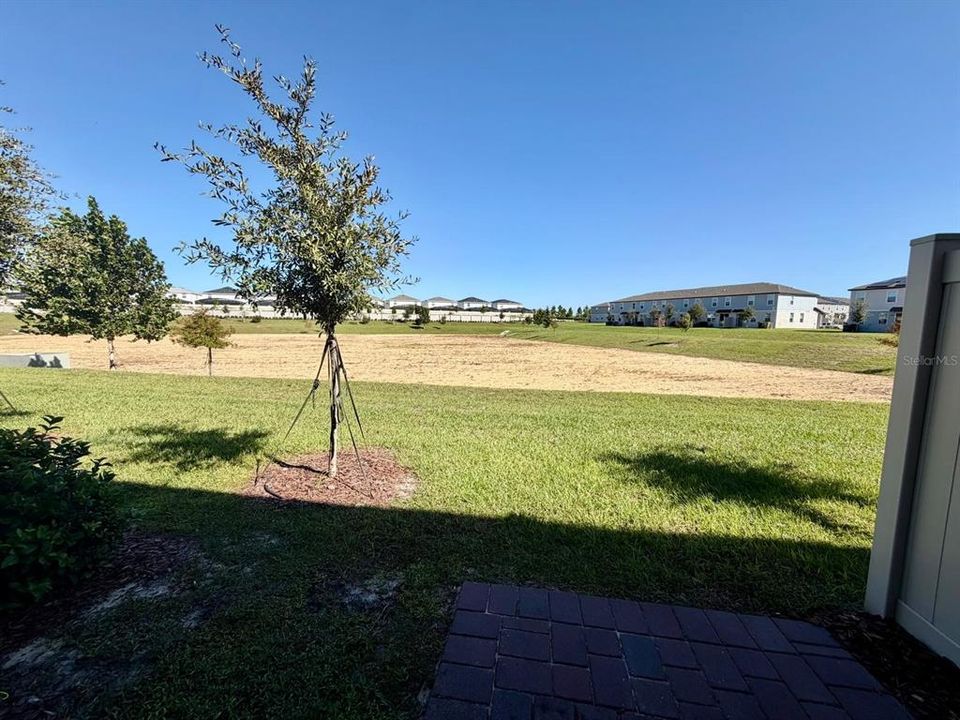 For Rent: $2,300 (3 beds, 2 baths, 1485 Square Feet)