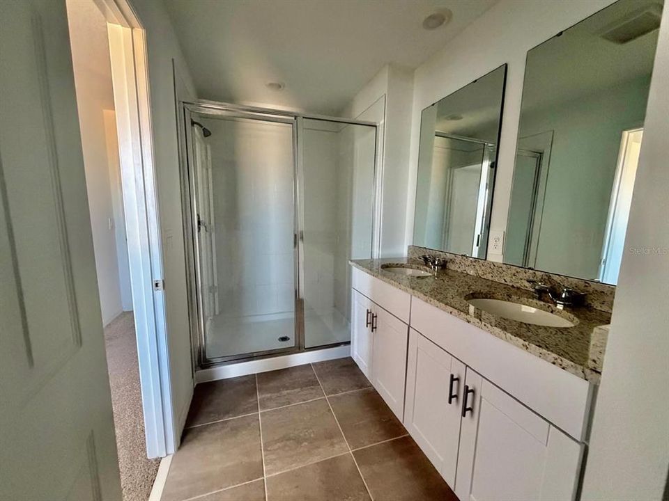 For Rent: $2,300 (3 beds, 2 baths, 1485 Square Feet)
