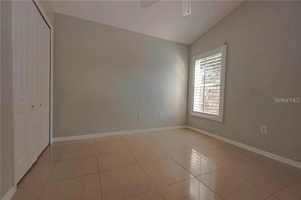 For Rent: $2,345 (3 beds, 2 baths, 1640 Square Feet)