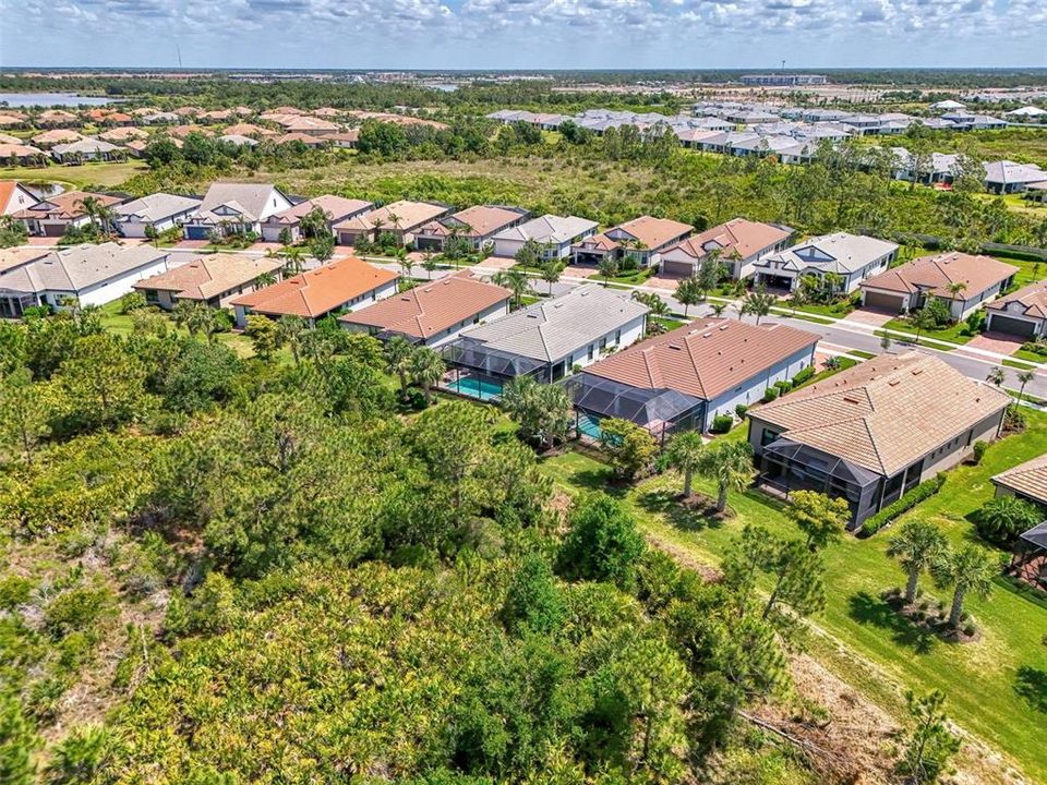 En Venta: $730,000 (2 camas, 2 baños, 1893 Pies cuadrados)