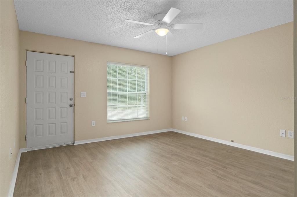 En Venta: $515,000 (6 camas, 0 baños, 2574 Pies cuadrados)
