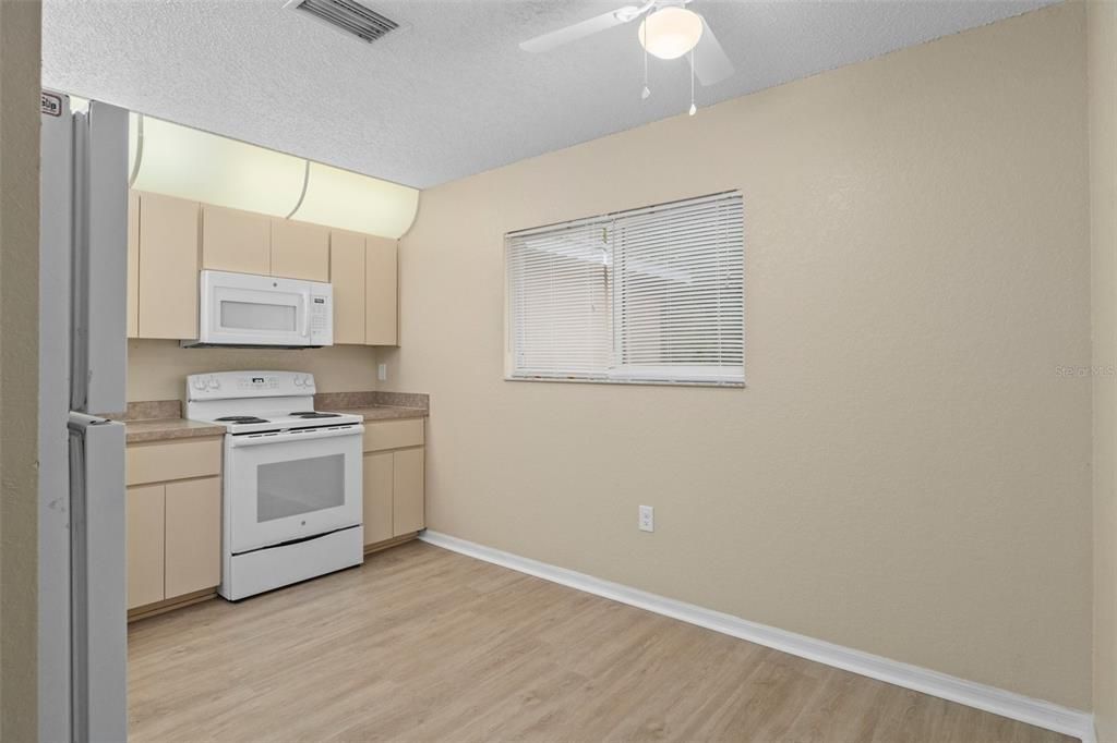 En Venta: $515,000 (6 camas, 0 baños, 2574 Pies cuadrados)