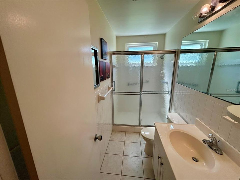 For Sale: $149,000 (2 beds, 2 baths, 1100 Square Feet)