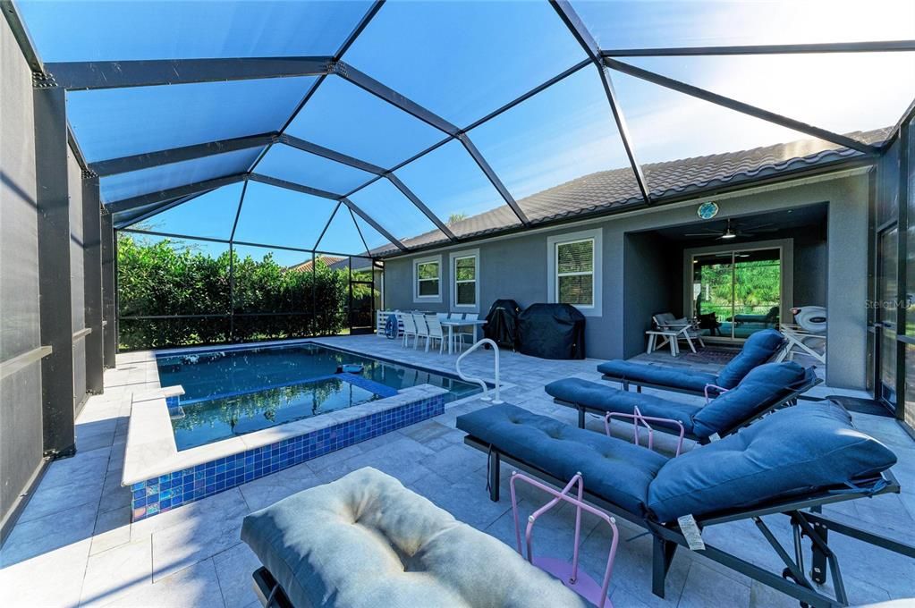 En Venta: $625,000 (3 camas, 2 baños, 2373 Pies cuadrados)