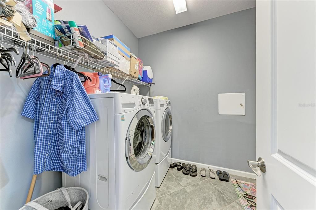 En Venta: $625,000 (3 camas, 2 baños, 2373 Pies cuadrados)
