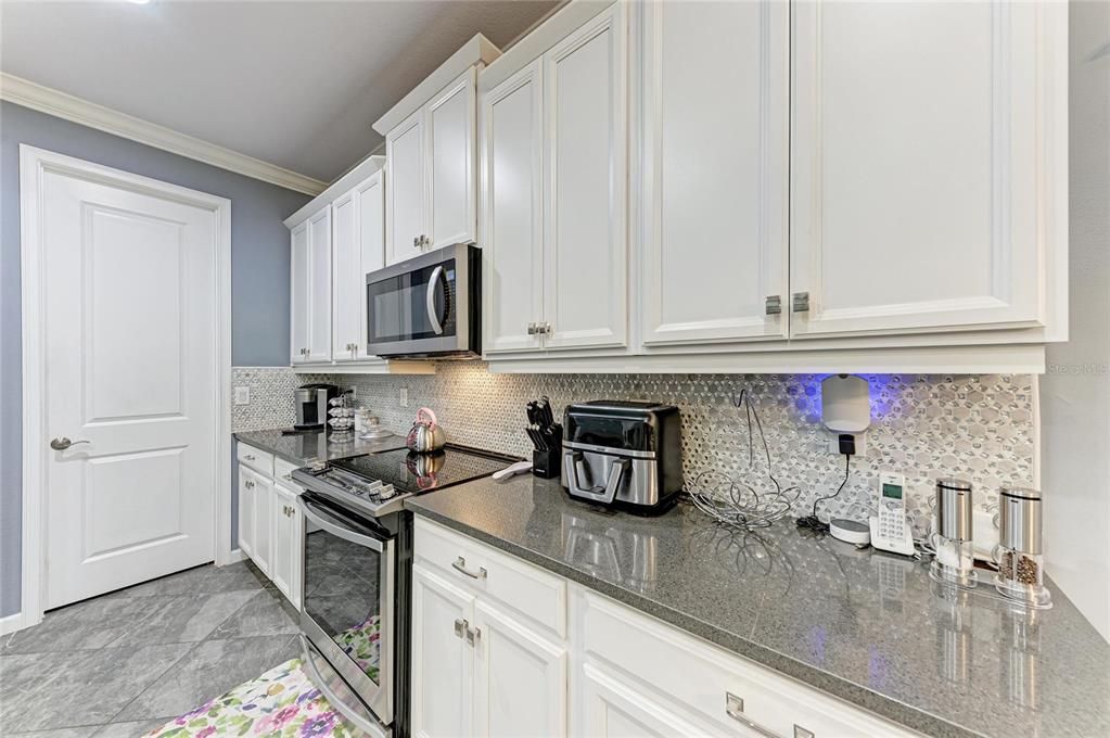 En Venta: $625,000 (3 camas, 2 baños, 2373 Pies cuadrados)