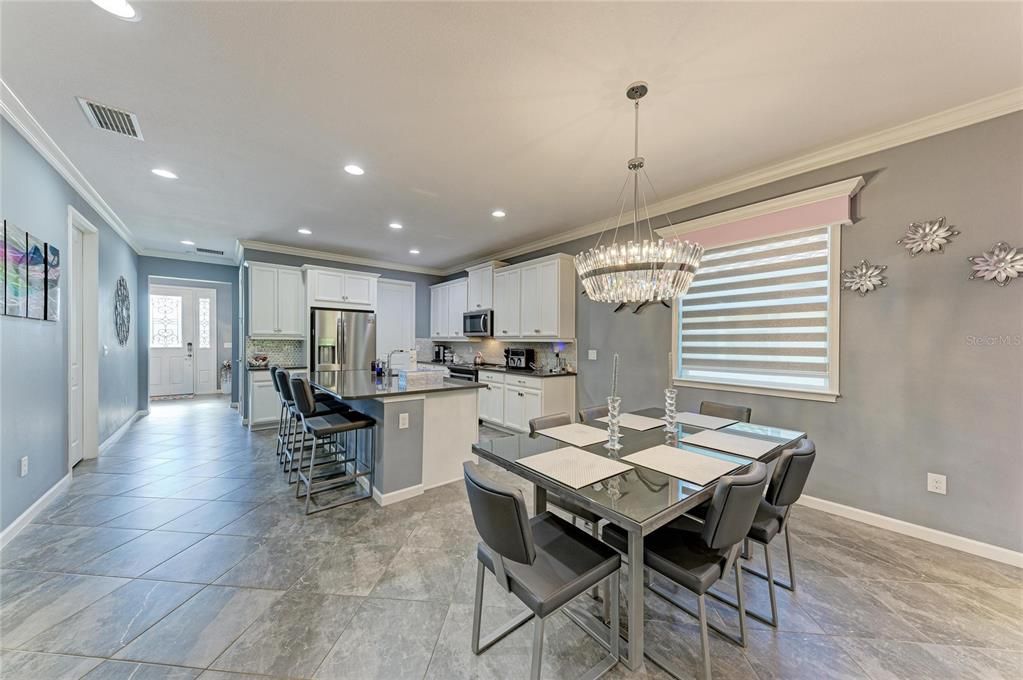 En Venta: $625,000 (3 camas, 2 baños, 2373 Pies cuadrados)