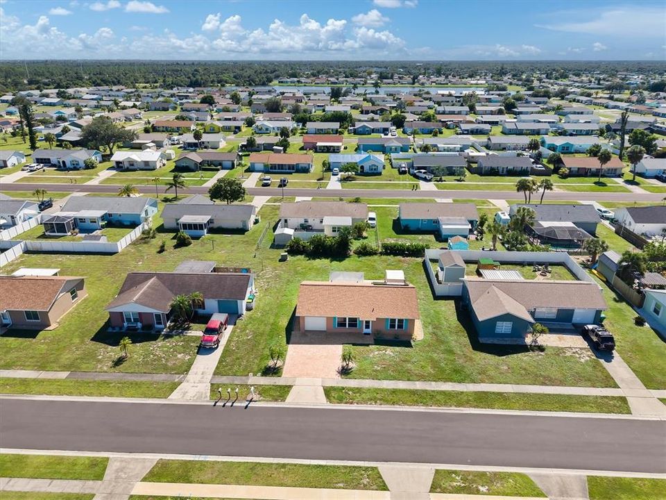 На продажу: $190,000 (2 спален, 1 ванн, 918 Квадратных фут)