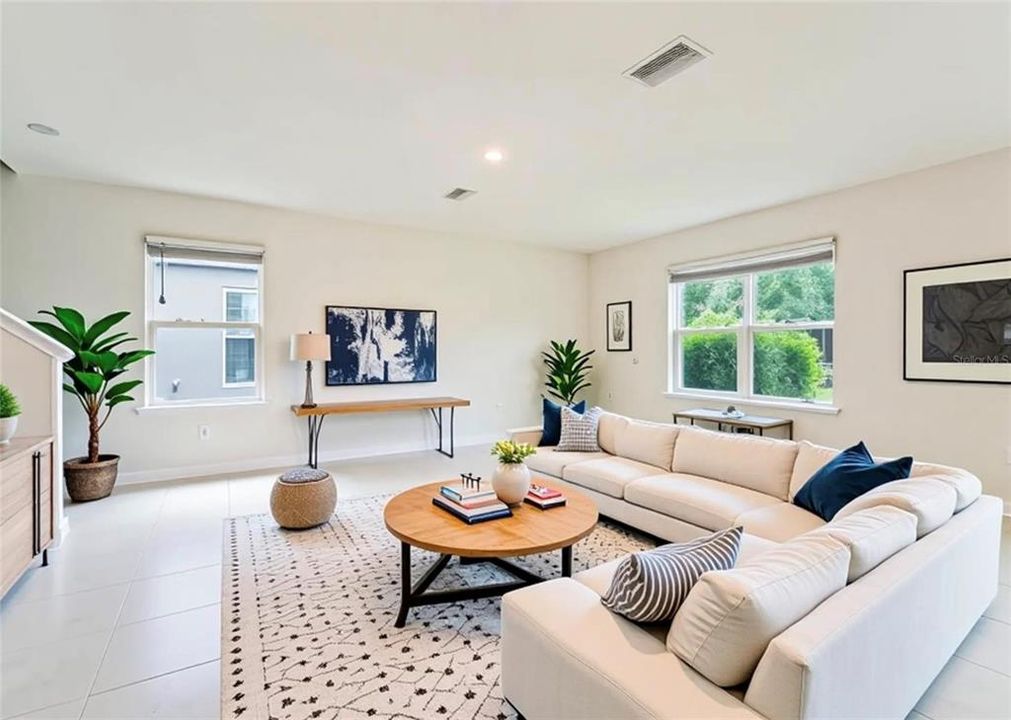 For Rent: $2,600 (4 beds, 3 baths, 2203 Square Feet)