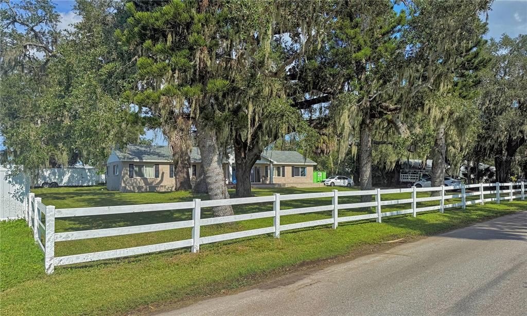 For Sale: $1,100,000 (0 beds, 0 baths, 2826 Square Feet)