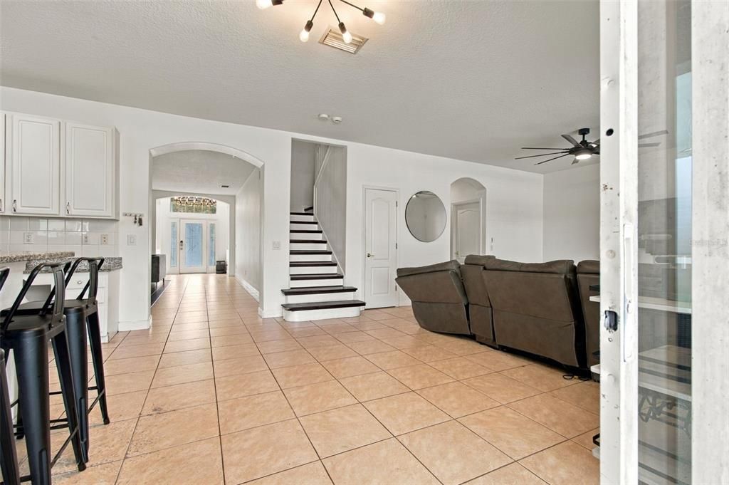 For Sale: $624,000 (4 beds, 3 baths, 2930 Square Feet)
