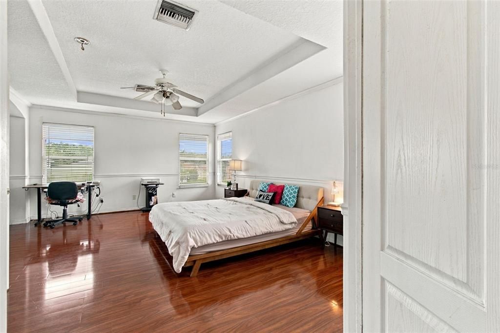For Sale: $624,000 (4 beds, 3 baths, 2930 Square Feet)