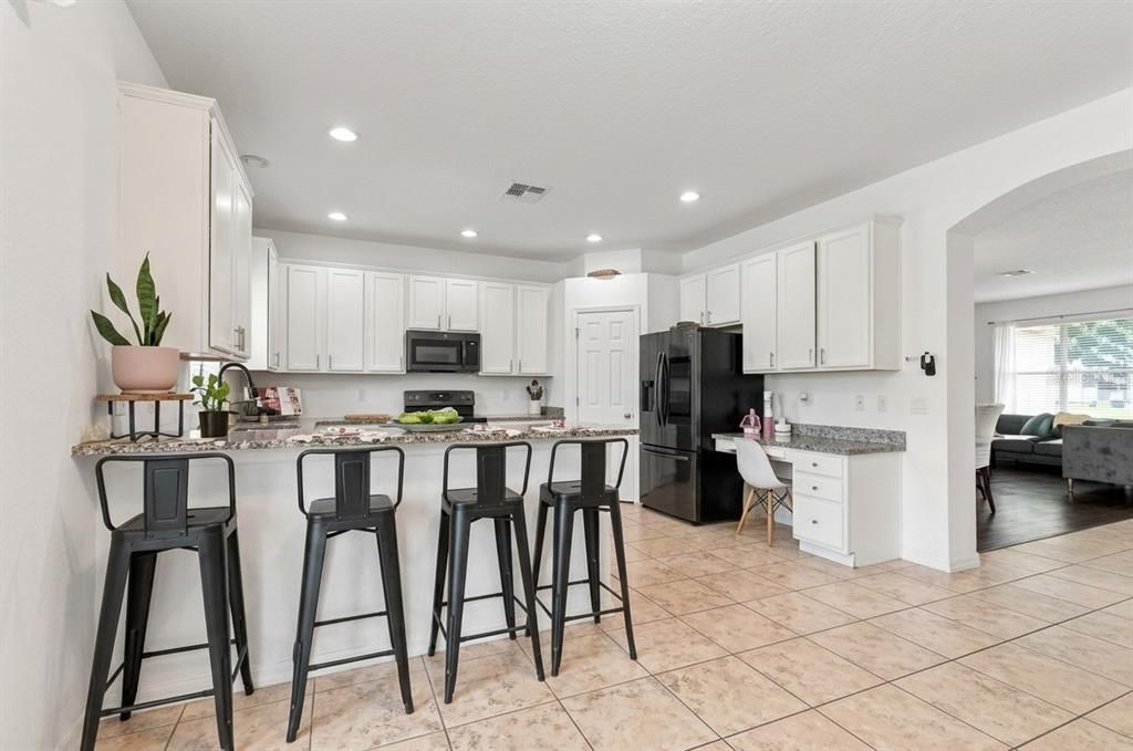 For Sale: $624,000 (4 beds, 3 baths, 2930 Square Feet)