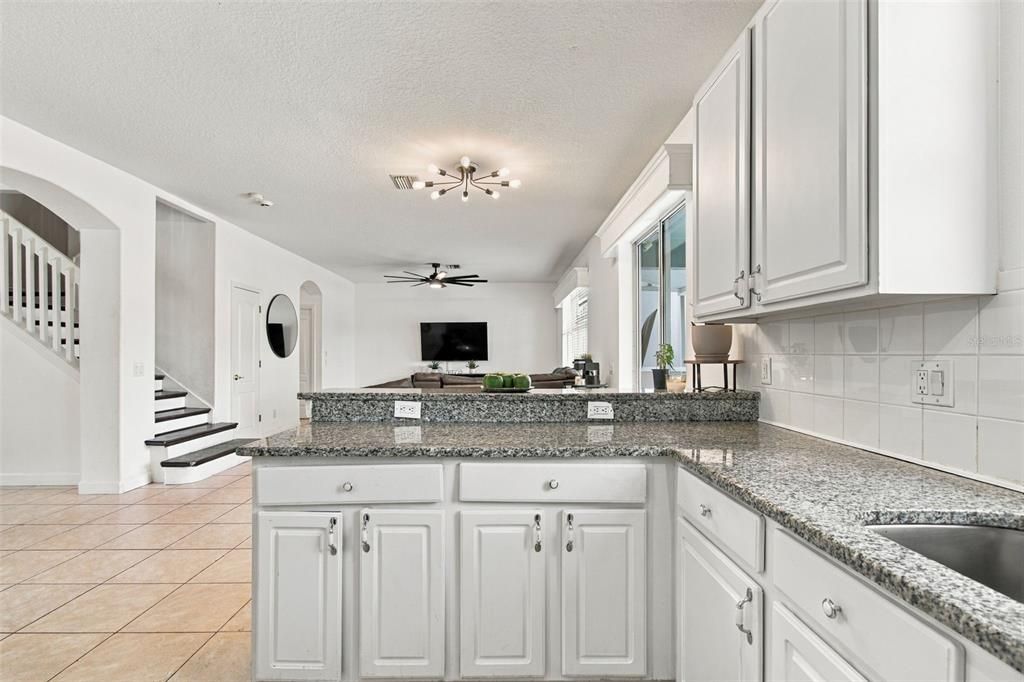 For Sale: $624,000 (4 beds, 3 baths, 2930 Square Feet)