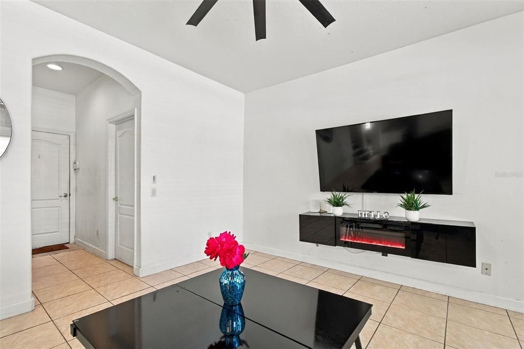 For Sale: $624,000 (4 beds, 3 baths, 2930 Square Feet)