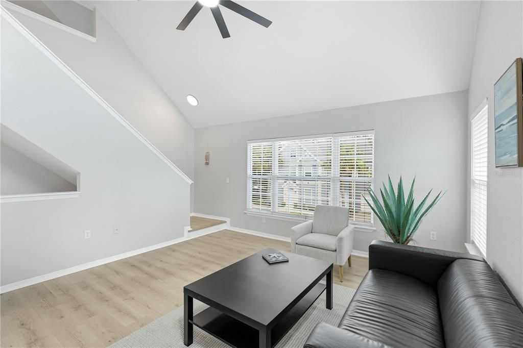En Venta: $250,000 (2 camas, 2 baños, 1316 Pies cuadrados)
