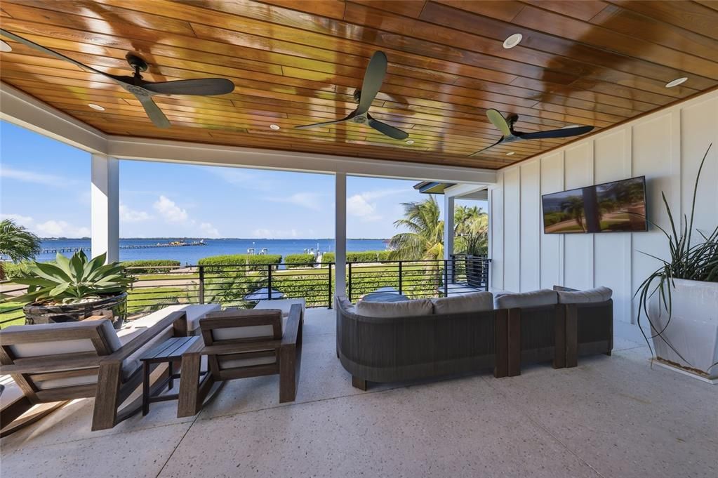 For Sale: $3,499,000 (4 beds, 4 baths, 3122 Square Feet)