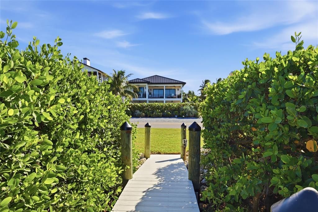 For Sale: $3,499,000 (4 beds, 4 baths, 3122 Square Feet)
