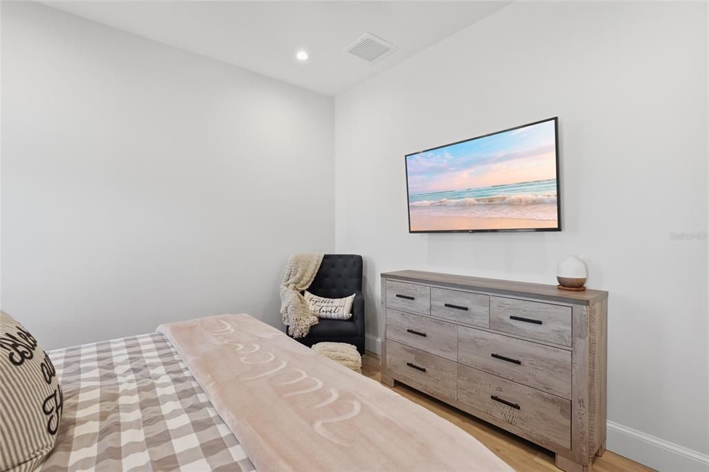 For Sale: $3,499,000 (4 beds, 4 baths, 3122 Square Feet)