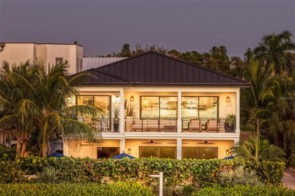 For Sale: $3,499,000 (4 beds, 4 baths, 3122 Square Feet)