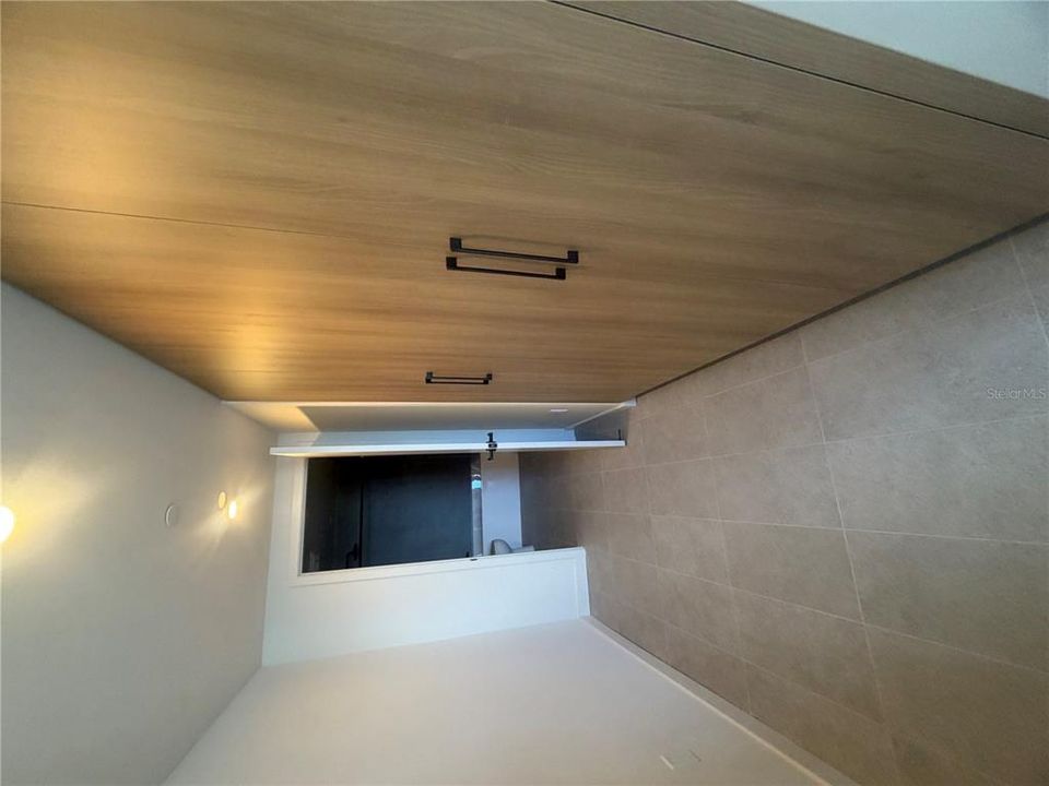 For Sale: $529,900 (1 beds, 1 baths, 531 Square Feet)