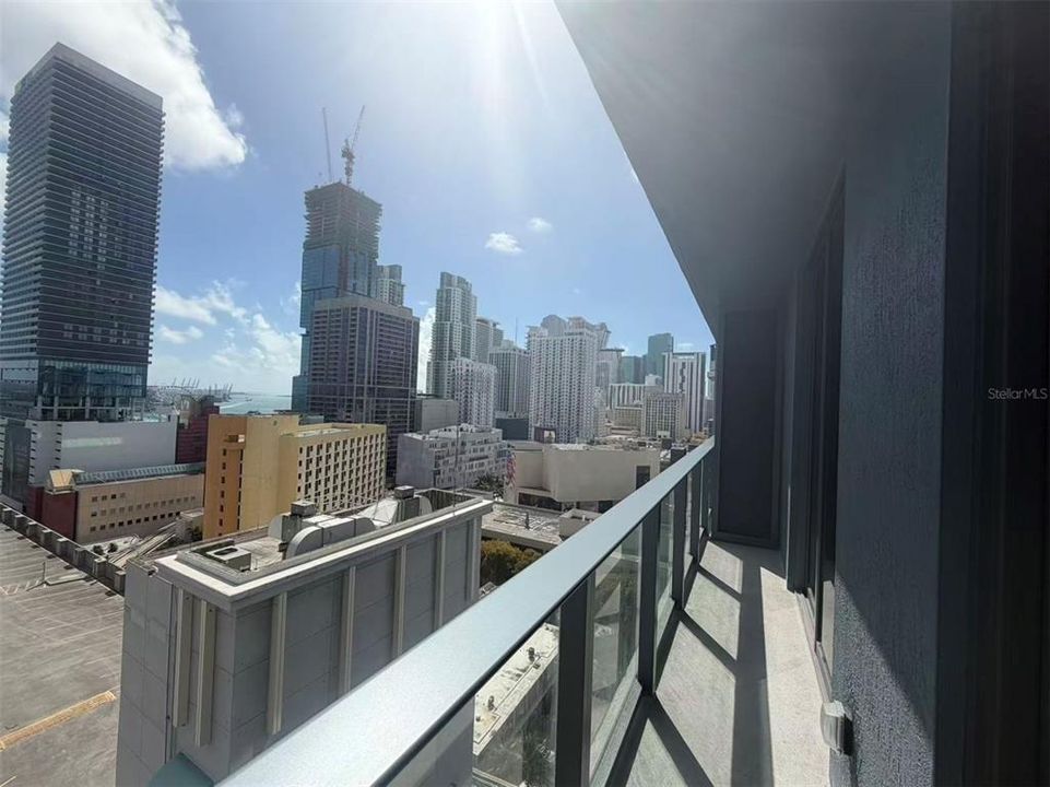 For Sale: $529,900 (1 beds, 1 baths, 531 Square Feet)