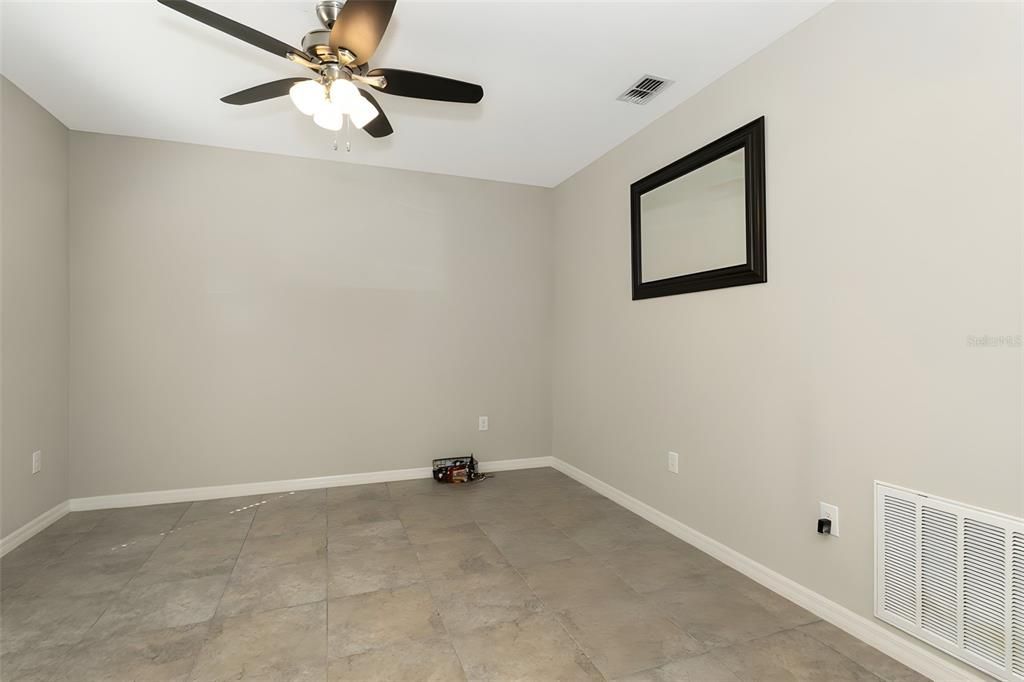 For Sale: $425,000 (5 beds, 2 baths, 2949 Square Feet)