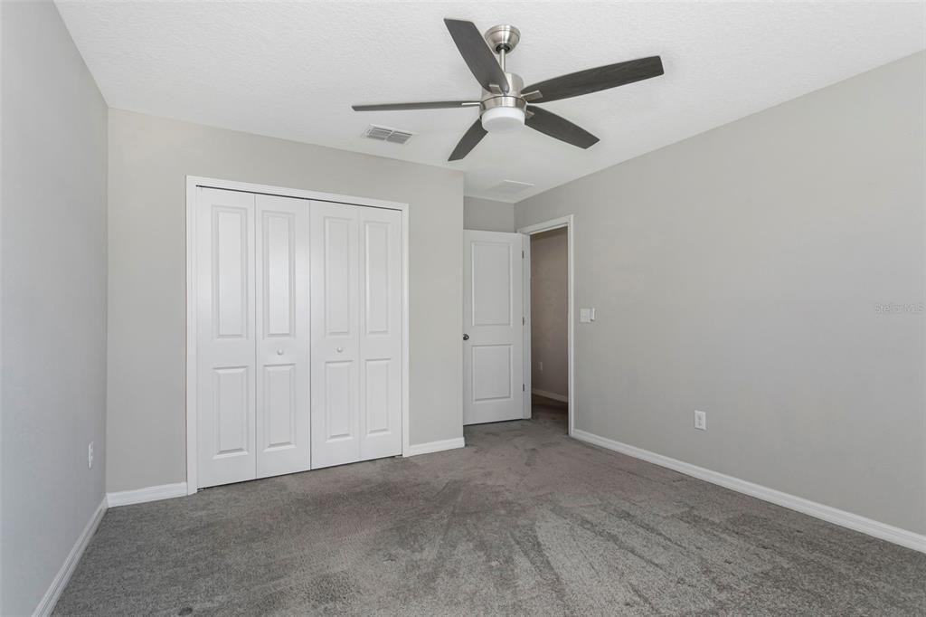 For Sale: $425,000 (5 beds, 2 baths, 2949 Square Feet)