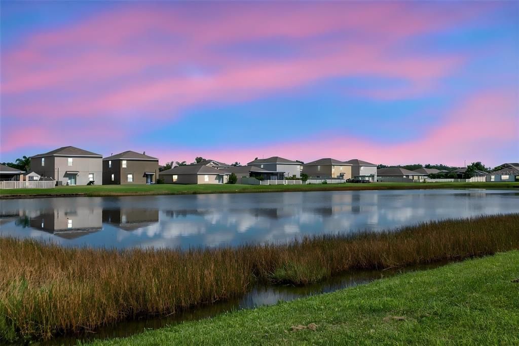 For Sale: $425,000 (5 beds, 2 baths, 2949 Square Feet)