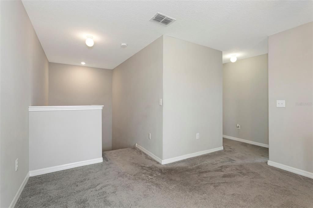 For Sale: $425,000 (5 beds, 2 baths, 2949 Square Feet)