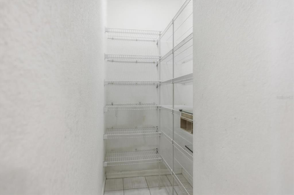 На продажу: $950,000 (3 спален, 2 ванн, 2694 Квадратных фут)
