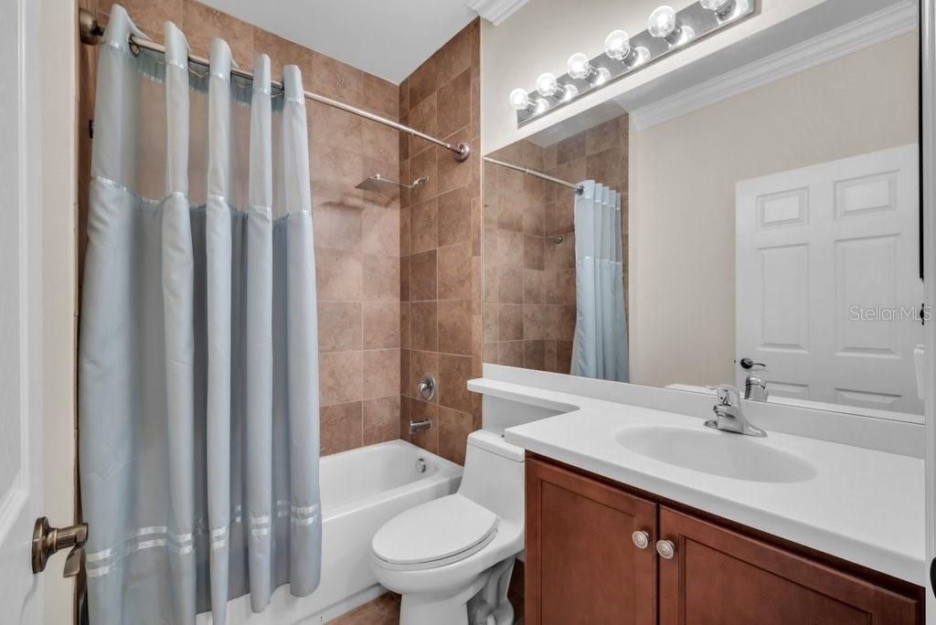 For Rent: $2,500 (3 beds, 2 baths, 1764 Square Feet)