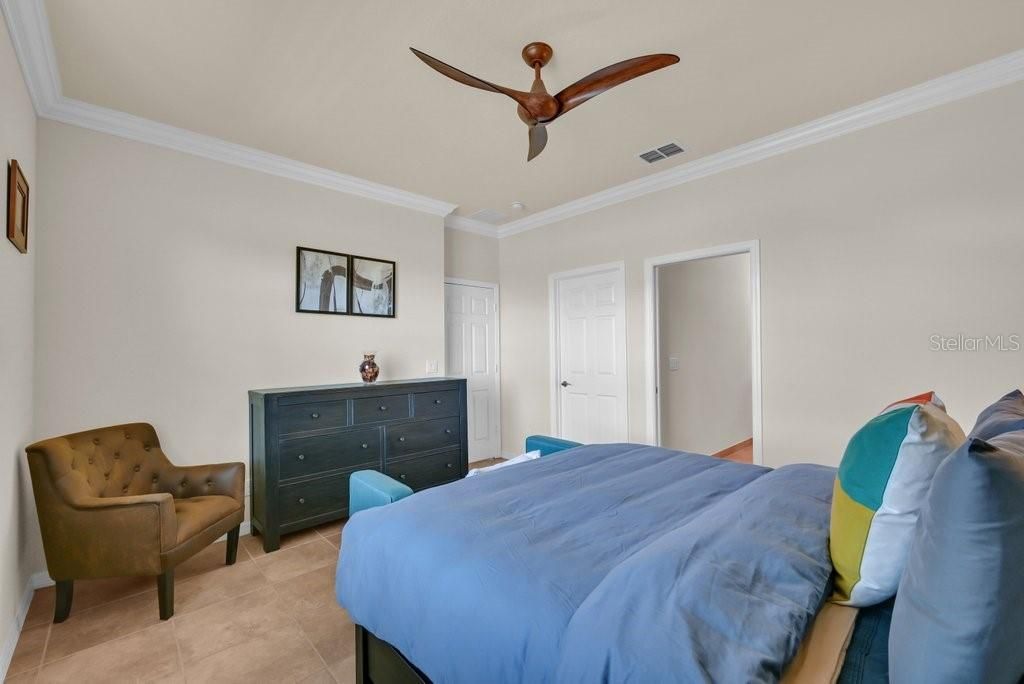 For Rent: $2,500 (3 beds, 2 baths, 1764 Square Feet)