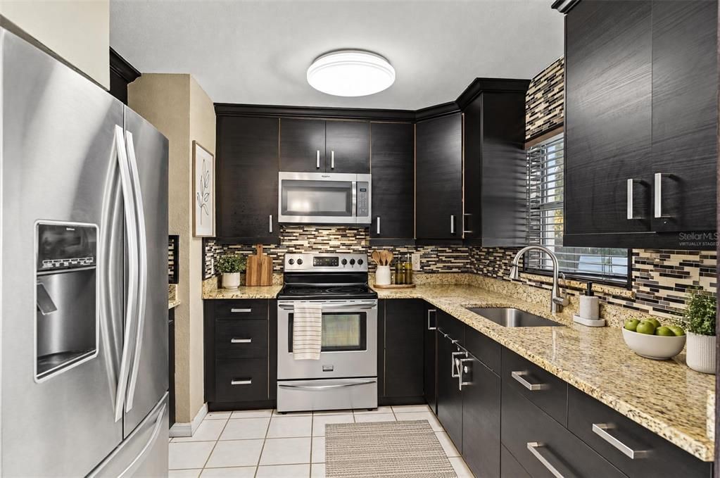 For Sale: $235,000 (3 beds, 1 baths, 1250 Square Feet)