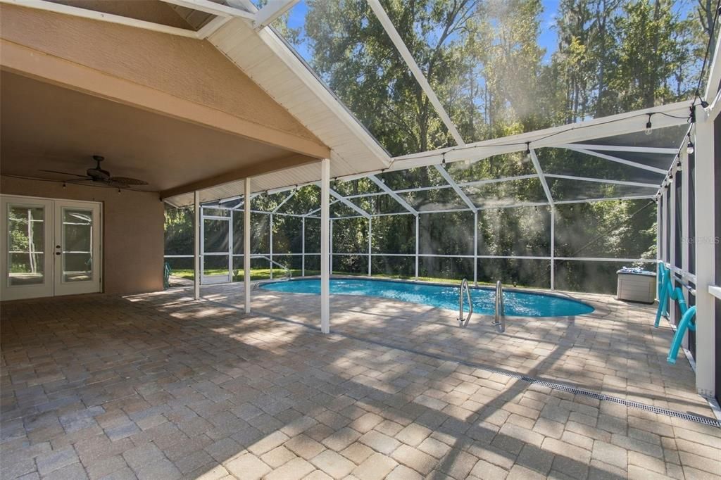 На продажу: $390,000 (3 спален, 2 ванн, 1838 Квадратных фут)