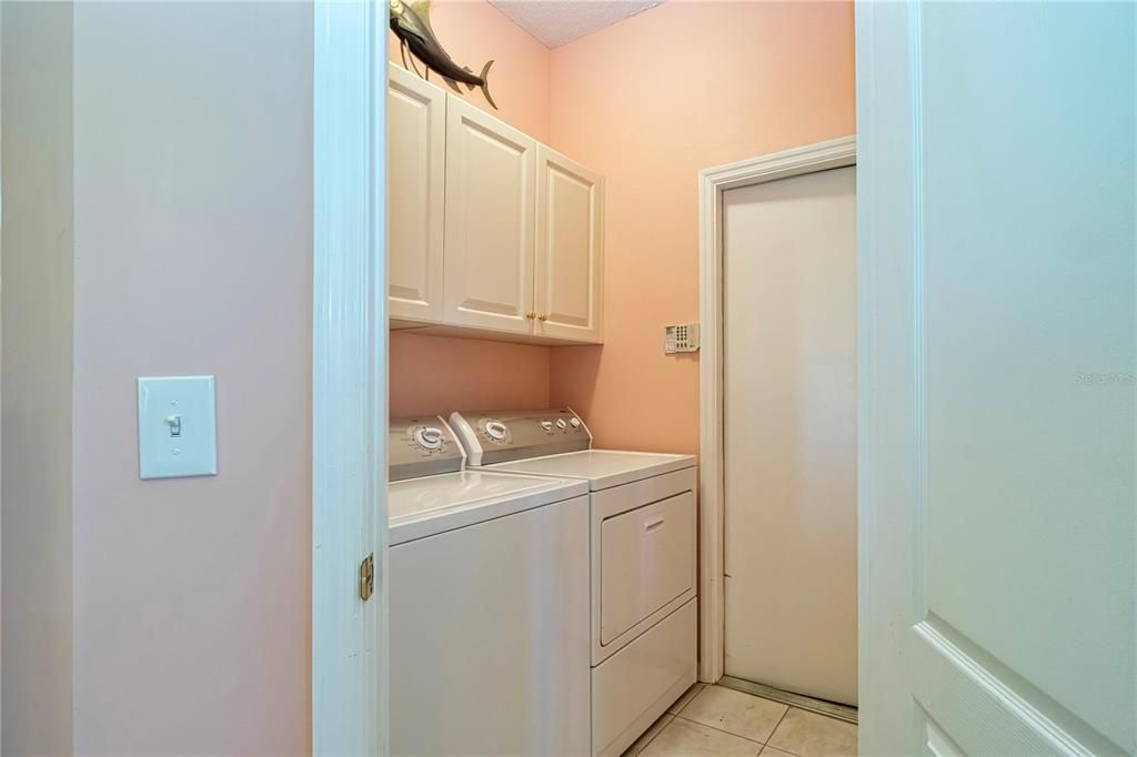 For Sale: $455,000 (2 beds, 2 baths, 1585 Square Feet)
